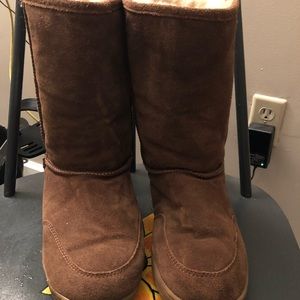 Size 10 Bearpaw Boots